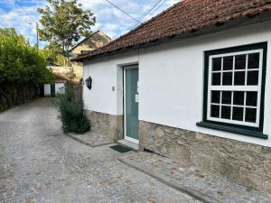 Το κτήριο όπου στεγάζεται  το διαμέρισμα