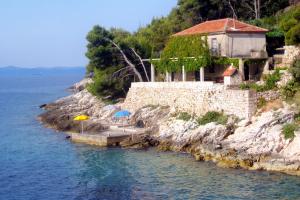 Imagen de la galería de Holiday Home Lucica 4034, en Gdinj