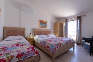 Ένα ή περισσότερα κρεβάτια σε δωμάτιο στο Apartments by the sea Cove Solotisa, Hvar - 4623