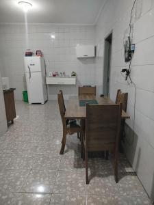 Η κουζίνα ή μικρή κουζίνα στο HOSTEL MEIRE pernoite