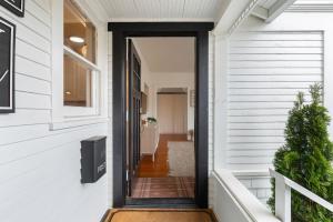 Fotografie z fotogalerie ubytování Roof Top Deck Near the Beach Dog Friendly v destinaci Edmonds + 30 fotografií