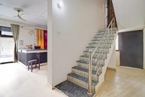 Fotografie z fotogalerie ubytování Hotel O White House v destinaci Tājganj