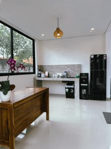 Kuchyň nebo kuchyňský kout v ubytování DAshoka guest house