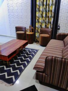 Posezení v ubytování Rainbow retreat