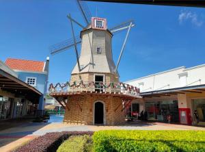 Το κτήριο όπου στεγάζεται  το διαμέρισμα