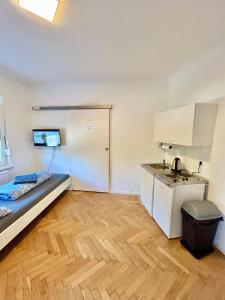 Kuchyň nebo kuchyňský kout v ubytování City Suites - Vienna North - Free Parking