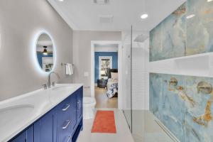 Ένα μπάνιο στο 18 St. John's Place +66 φωτογραφίες