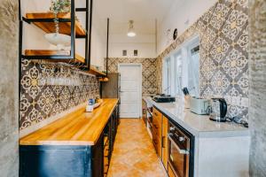 Кухня или мини-кухня в Pondok Villa Ubud Centre
 +22 фотографии