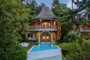 TampaksiringにあるEco Six Baliのヴィラ(家の前にスイミングプール付) +40枚の写真