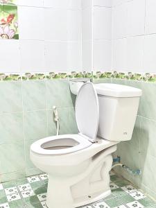 Ένα μπάνιο στο BUK LANTA