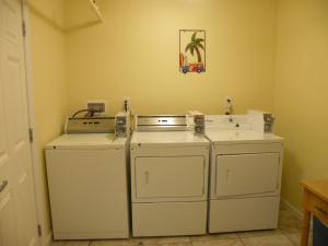 Gallery image of Pelican Pointe Hotel in Clearwater Beach