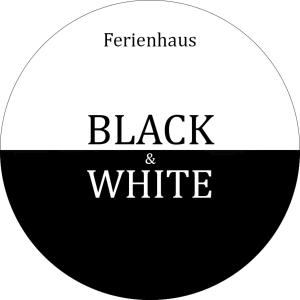 Zdjęcie z galerii obiektu Ferienhaus BLACK & WHITE w mieście Bromberg