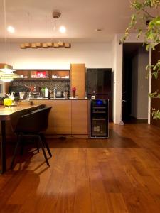 Kuchyň nebo kuchyňský kout v ubytování The House of Ocean + 18 fotografií