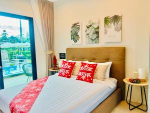 Postel nebo postele na pokoji v ubytování Relax Pool Villa Khaoyai - รีแล็กซ์พูลวิลล่าเขาใหญ่ + 89 fotografií