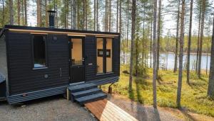 Příroda nedaleko vily + 28 fotografií