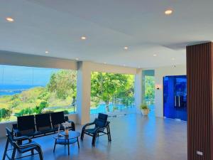 Příroda nedaleko rezortu