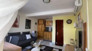 Fotografie z fotogalerie ubytování Le Studio Marin v destinaci Bouéni + 8 fotografií