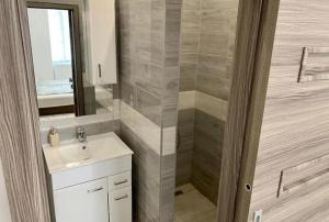 Ένα μπάνιο στο Városház-Téri Apartmanok