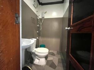 Et badeværelse på Kiera Homestay + 18 billeder