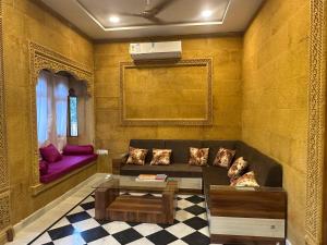 Χώρος καθιστικού στο Hotel Golden Pleasant