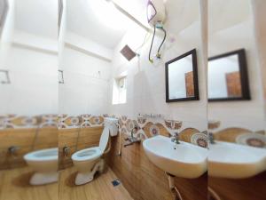 Koupelna v ubytování Hotel O SERAA RESIDENCY