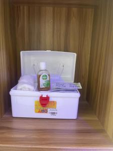 Φωτογραφία από το άλμπουμ του Bosila Mohammadpur 3BR 1800 sq new flat with AC στη Dhaka