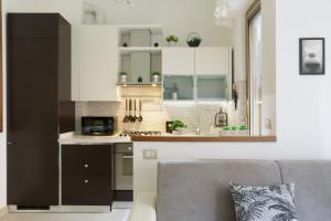 Η κουζίνα ή μικρή κουζίνα στο Bilocale moderno a Bollate vicino a Fieramilano e Milano Ice Park