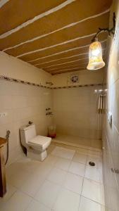 Koupelna v ubytování Dune safari camp & resort + 30 fotografií