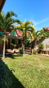 Κήπος έξω από το The Nook by GreenPark