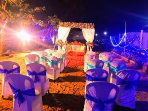 Fotografie z fotogalerie ubytování Chan Beach Resort & Hotel v destinaci Bahūr + 275 fotografií