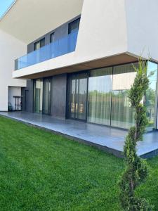 Bygningen som villaen ligger i