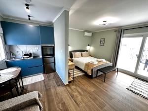 Postel nebo postele na pokoji v ubytování Vista Kavala Center