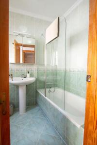 Et badeværelse på Casa Centro Los Remedios + 14 billeder