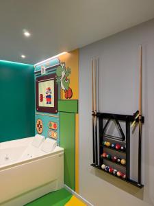 Billede fra billedgalleriet på Retro Gaming Corner - Arcade Games - Jacuzzi - Sauna - Switch 2 i Courcelles