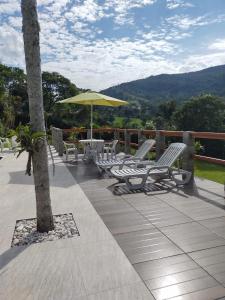 Nespecifikovaný výhled na hory nebo výhled na hory při pohledu z prázdninového domu + 26 fotografií