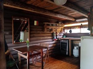 Η κουζίνα ή μικρή κουζίνα στο Diciembra