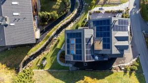 Tòa nhà nơi nhà gỗ tọa lạc