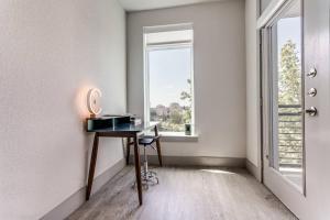 Foto sihtkohas San Antonio asuva majutusasutuse Riverwalk Oasis with Riverwalk Views Free Parking galeriist +39 fotot