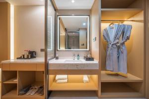 ZhanglaにあるWanxin Zhige Hotelのギャラリーの写真