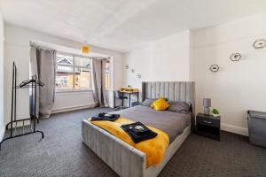 En eller flere senge i et værelse på VPS STAYS - House Contractors Students