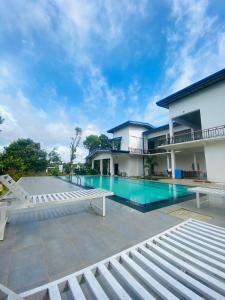Bazén v ubytování Bungalow Resort - Sigiriya nebo v jeho okolí