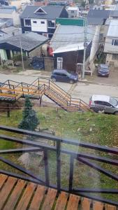 ARoss في أوشوايا: اطلاله على موقف سيارات