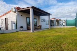 Το κτήριο όπου στεγάζεται  η παραθεριστική κατοικία