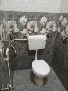 Ένα μπάνιο στο Blueocean Residency +13 φωτογραφίες