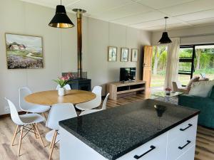 Η κουζίνα ή μικρή κουζίνα στο Sugarbird House