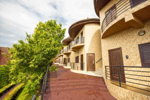 Φωτογραφία από το άλμπουμ του Volta Serene Hotel σε Trofwi