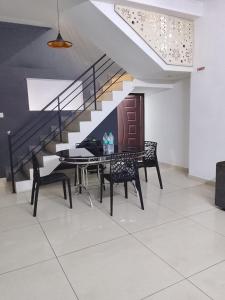 Fotografie z fotogalerie ubytování The Veedu Entire Villa 3BHK-Kitchen "only for family" v destinaci Elūr