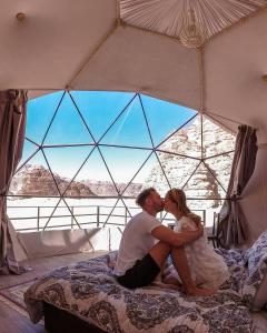 Ένα ή περισσότερα κρεβάτια σε δωμάτιο στο RADISSON lUXURY RUM CAMP +55 φωτογραφίες