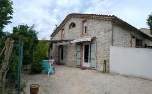 Bygningen som feriehuset ligger i