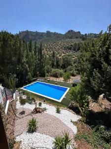 Bazén v ubytování Villa Ibañez nebo v jeho okolí